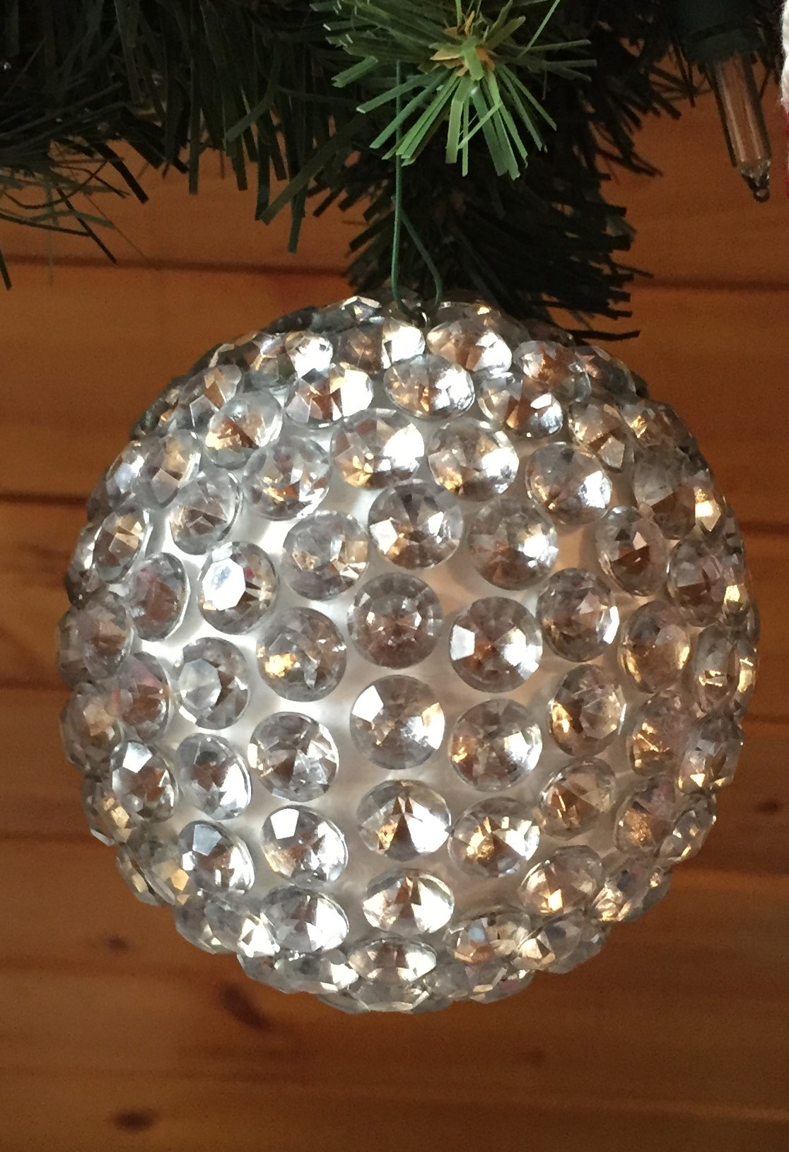 Christmas Advent 2015 – Rhinestone Ornament